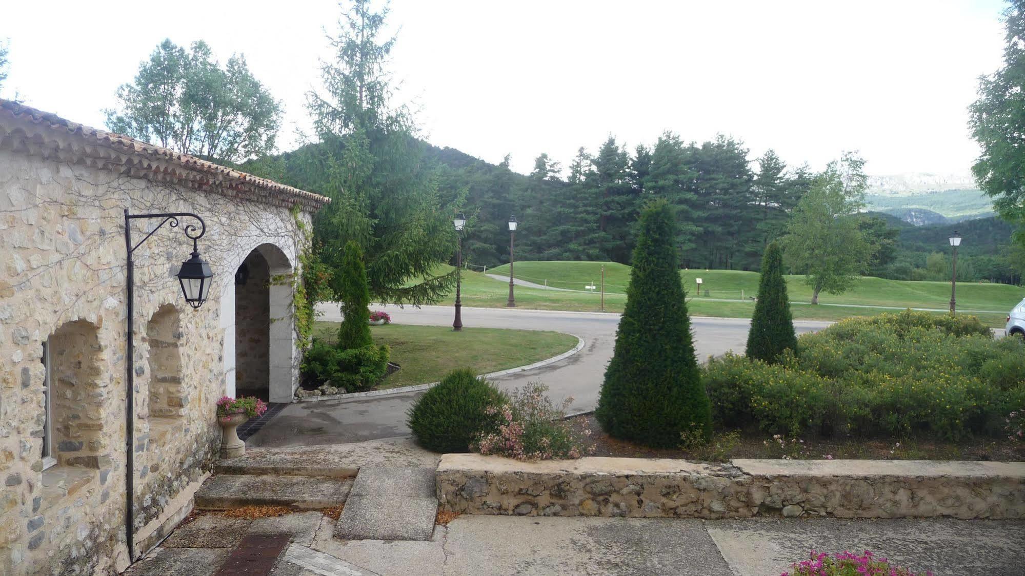 Château et Golf De Taulane La Martre Exterior foto