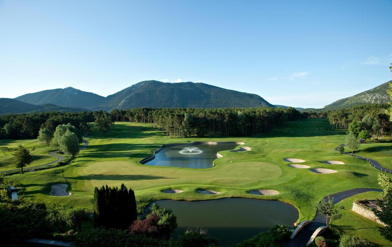Château et Golf De Taulane La Martre Cameră foto